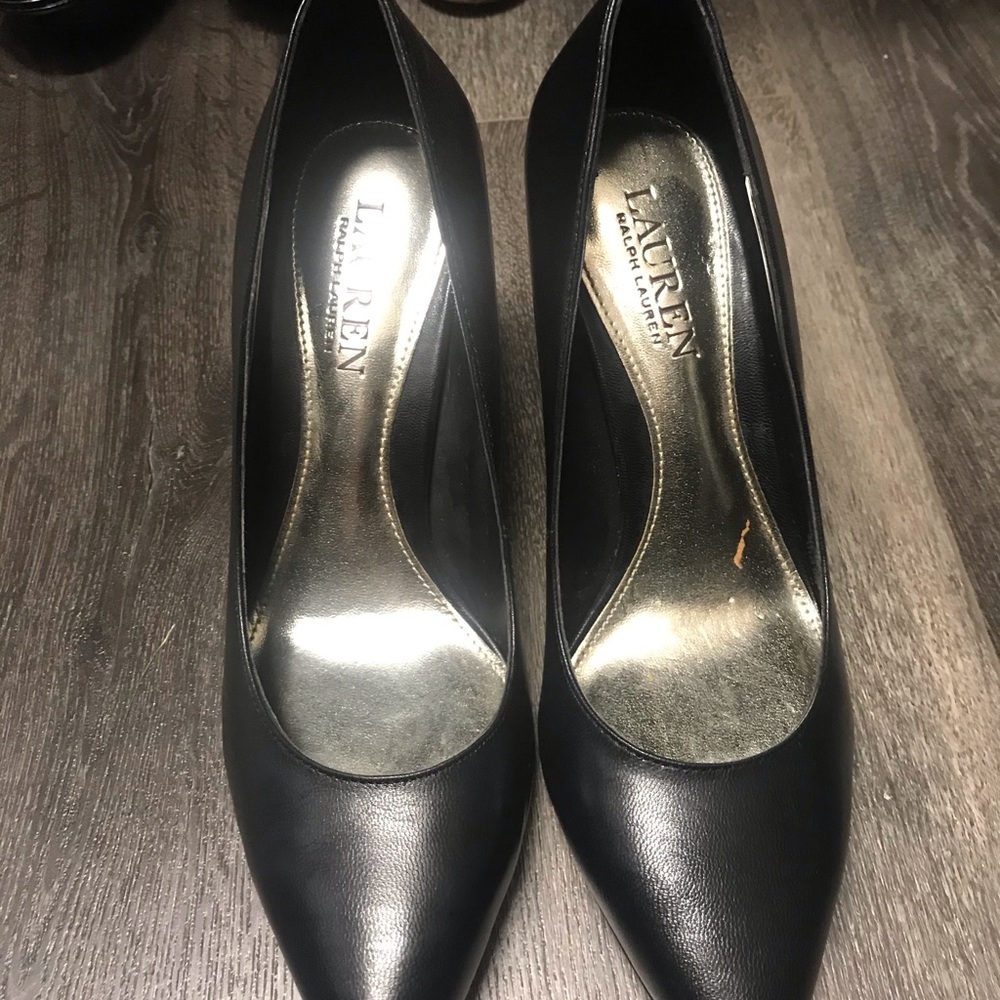 Ralph Lauren black heels 👠